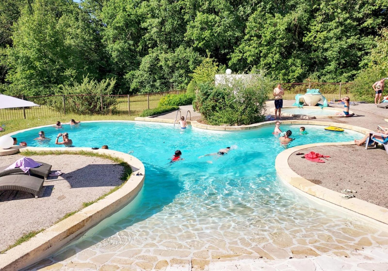 La Clairiere - Ecolieu De Vacances Lamothe-Fenelon Εξωτερικό φωτογραφία